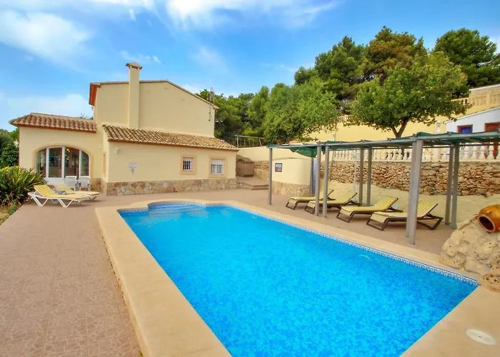 Estrelizia - Pretty With Garden And Private Pool In